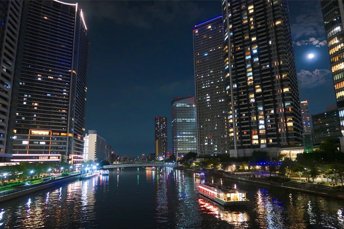 夜の朝潮運河　児玉絵美
